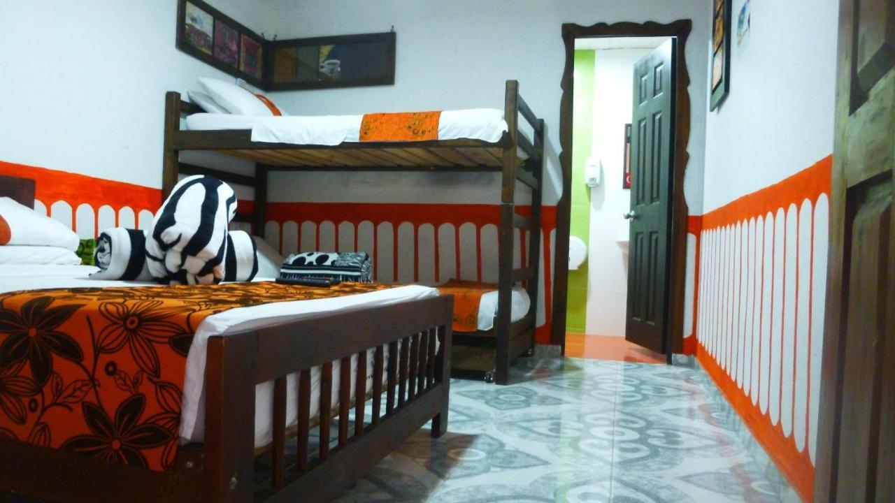 Hotel Casa Turistica Art-Velez Salento Esterno foto