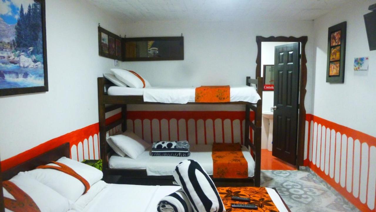 Hotel Casa Turistica Art-Velez Salento Esterno foto