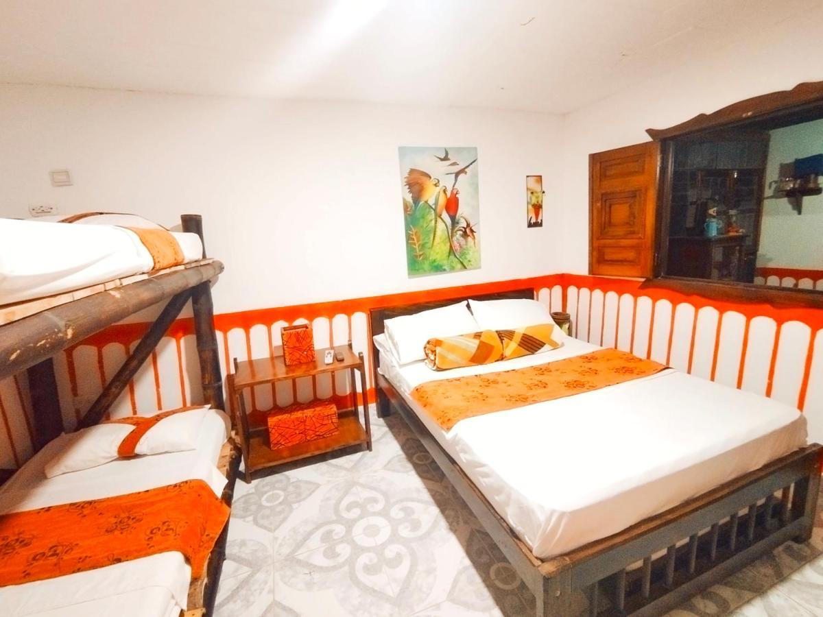 Hotel Casa Turistica Art-Velez Salento Esterno foto