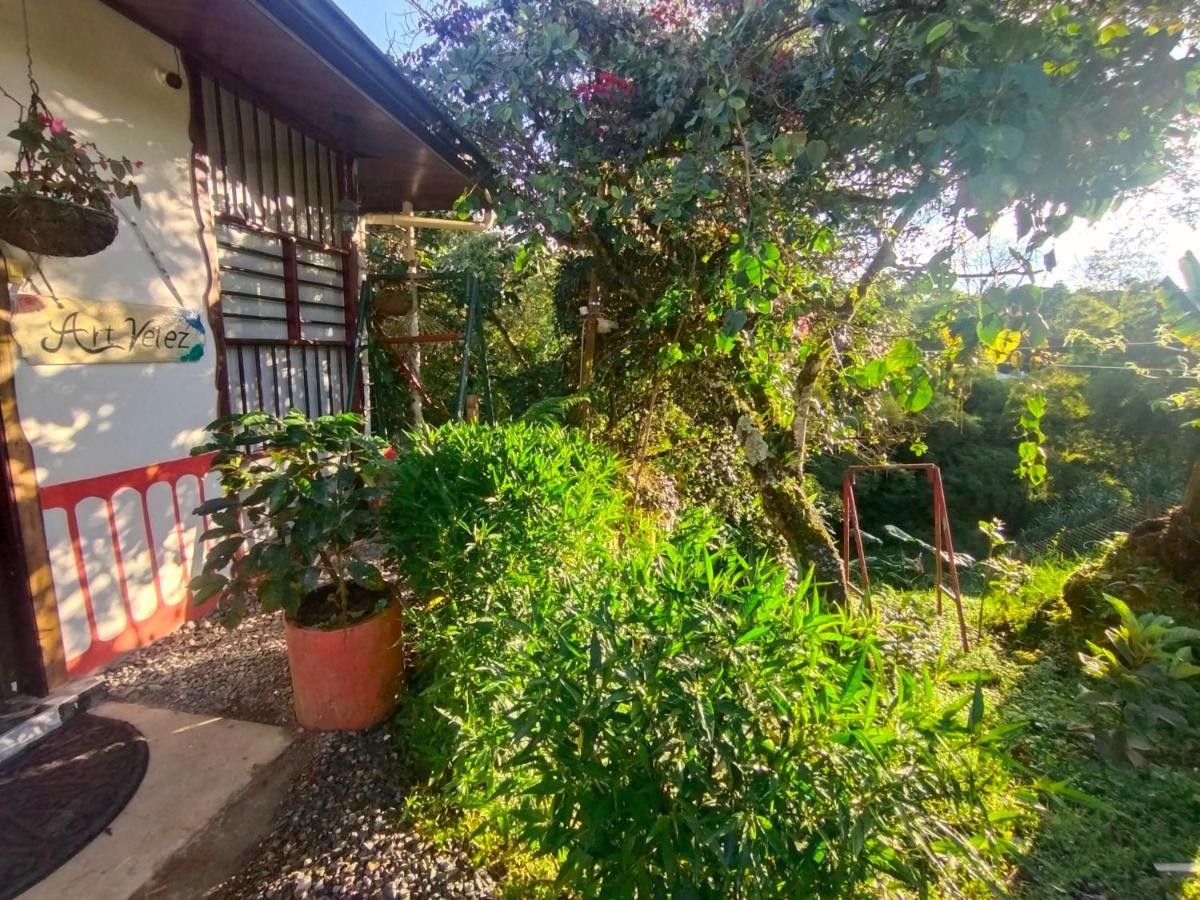 Hotel Casa Turistica Art-Velez Salento Esterno foto