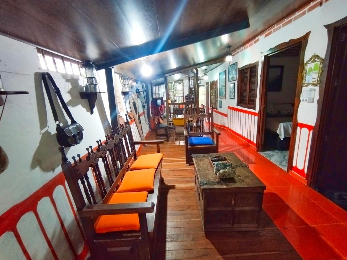 Hotel Casa Turistica Art-Velez Salento Esterno foto