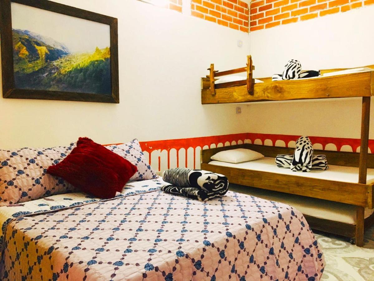 Hotel Casa Turistica Art-Velez Salento Esterno foto