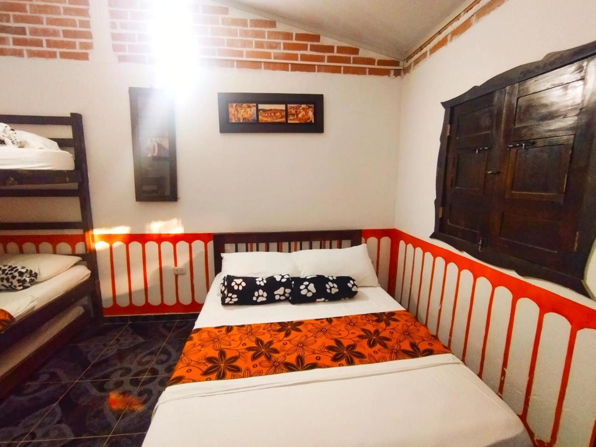 Hotel Casa Turistica Art-Velez Salento Esterno foto