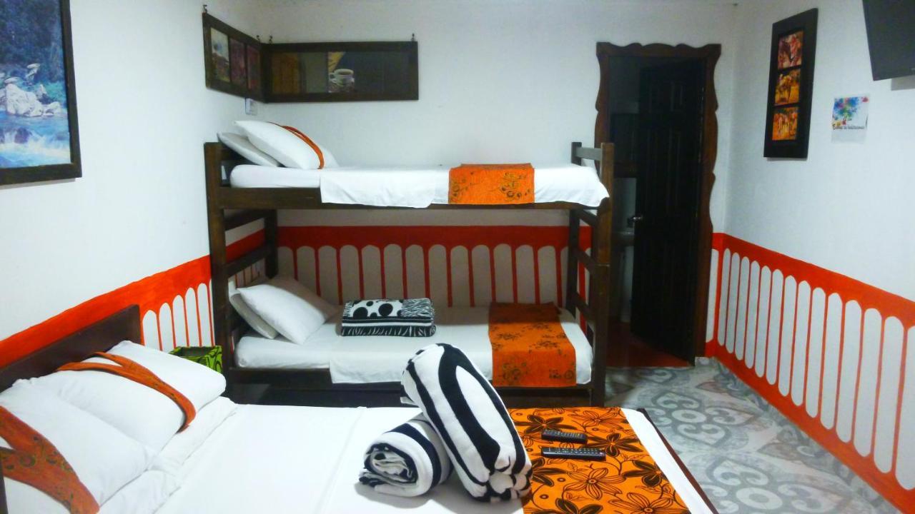 Hotel Casa Turistica Art-Velez Salento Esterno foto